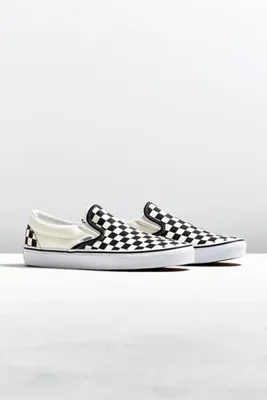 Vans Men's Classic Slip-On Checkerboard Sneaker