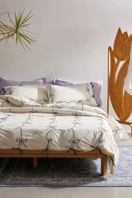 Lacey Bows Embroidered Duvet Cover