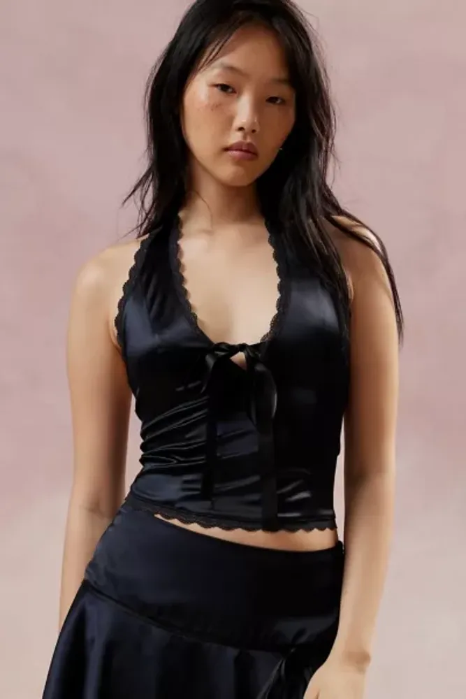 Kimchi Blue Farrah Plunge V-Neck Halter Top