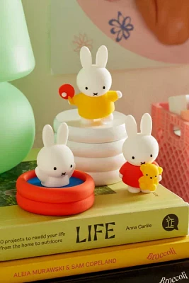 Smoko Miffy Blind Box Figure