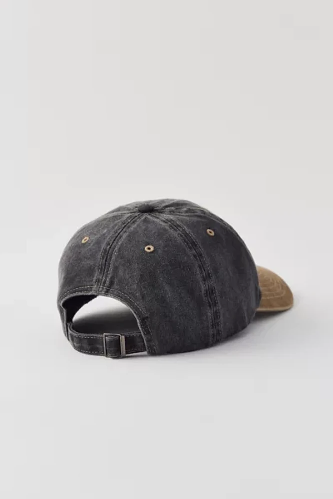 Sur Le Toit Monde Dad Baseball Hat