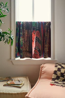 ReMADE By UO Remnants Kantha Café Curtain Set