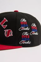 Mitchell & Ness NBA Chicago Bulls Arched Finals Hat