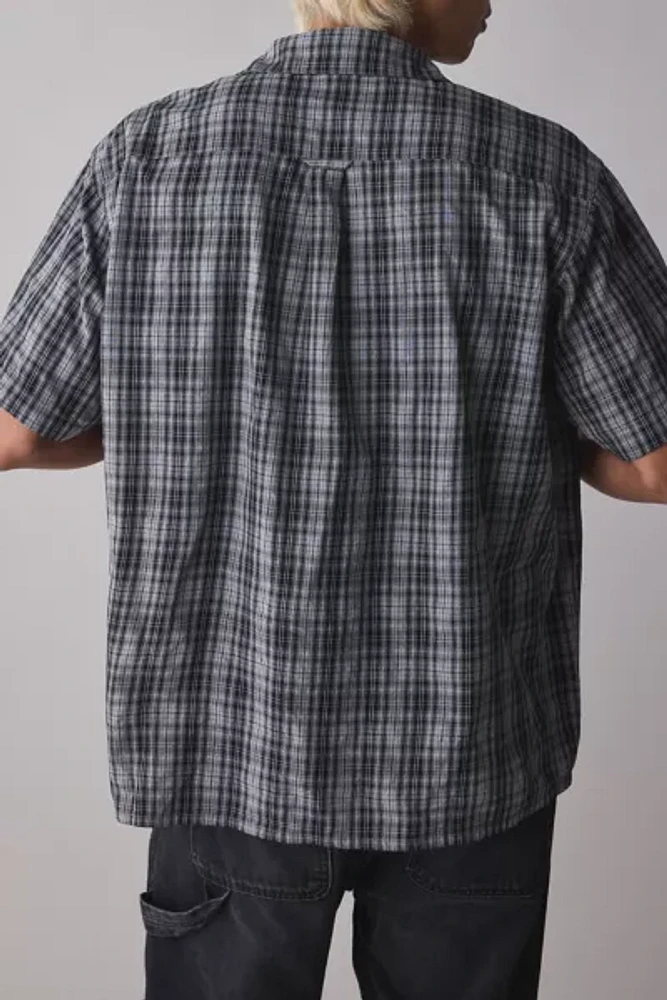 WORSHIP SUPPLIES Get A Grip Short Sleeve Button-Down Shirt