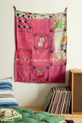 ReMADE By UO Remnants Embroidered Kantha Tapestry