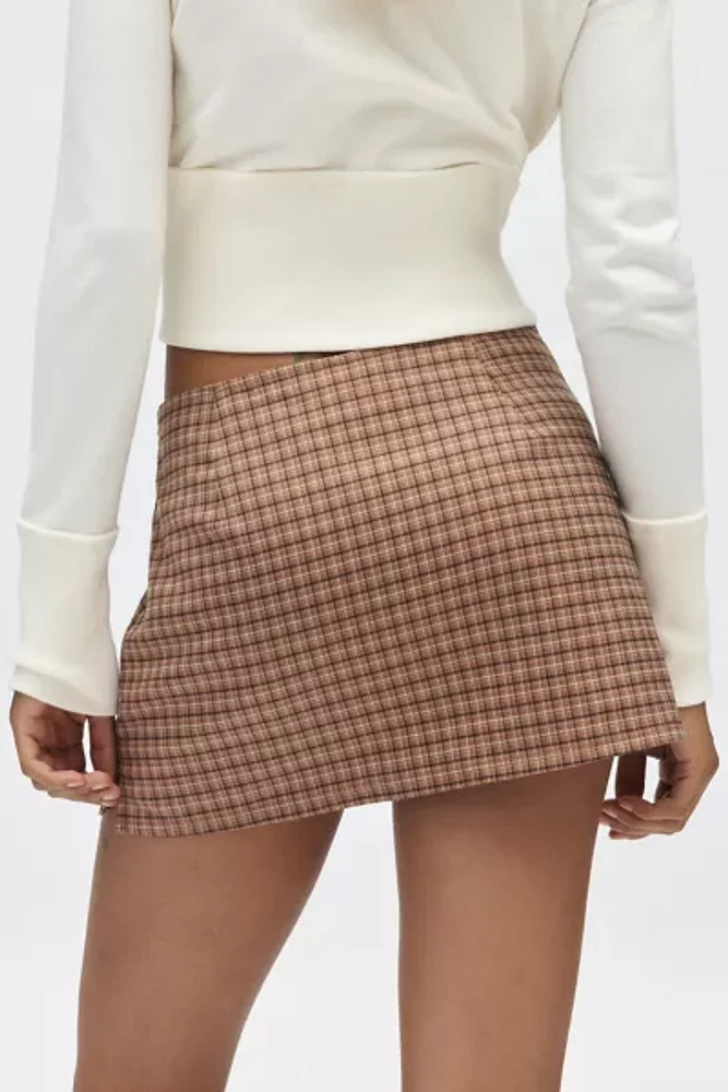 UO Dariah Plaid Low Rise Micro Skort