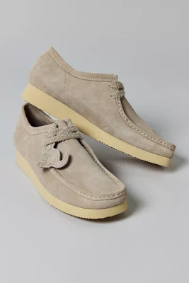 Clarks Men's Wallabee Suede Shoe