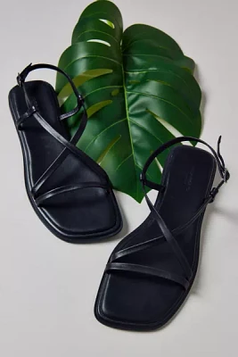 Vagabond Shoemakers Izzy Strappy Sandal