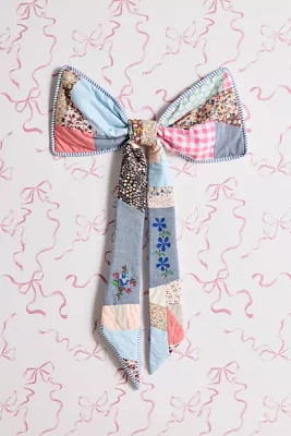 ReMADE By UO Remnants Patchwork Bow Wall Hanging