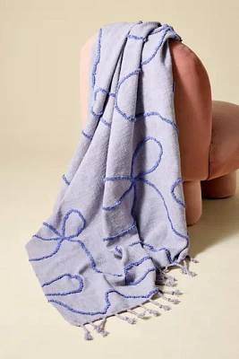 Wild Bows Tufted Throw Blanket