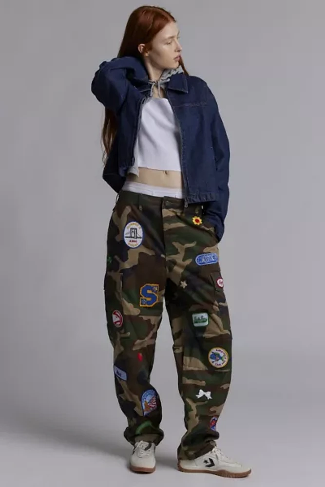 THE SERIES X ReMADE By UO Exclusive Patched Camo Pant