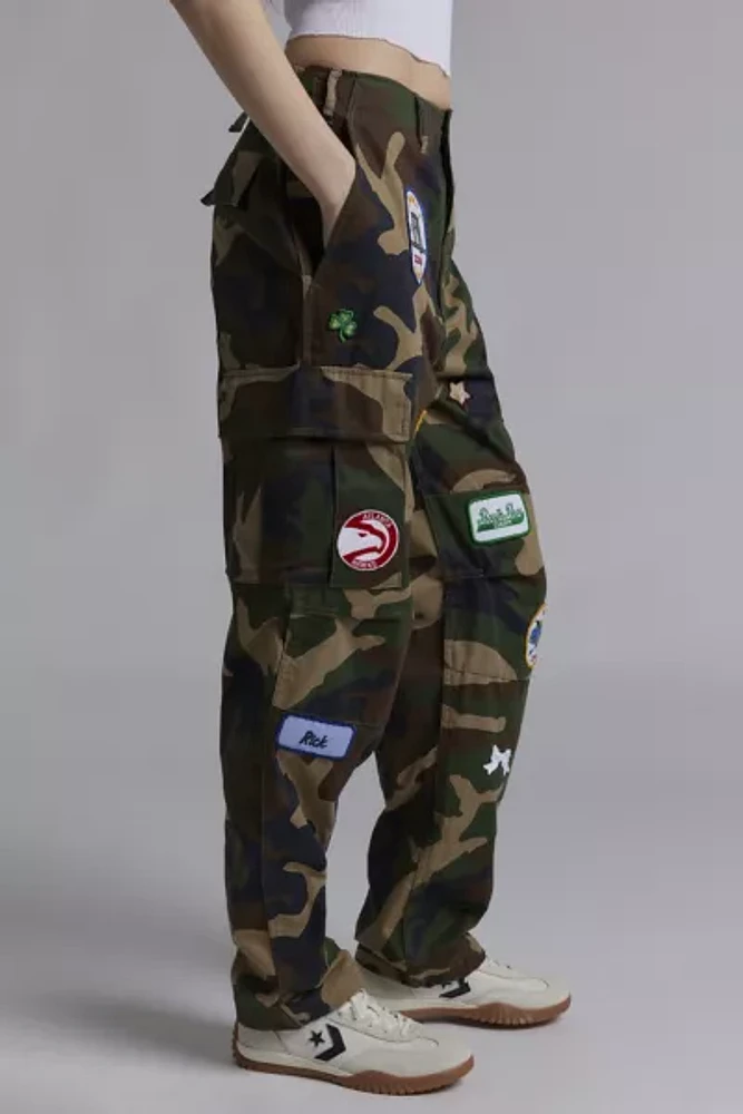 THE SERIES X ReMADE By UO Exclusive Patched Camo Pant