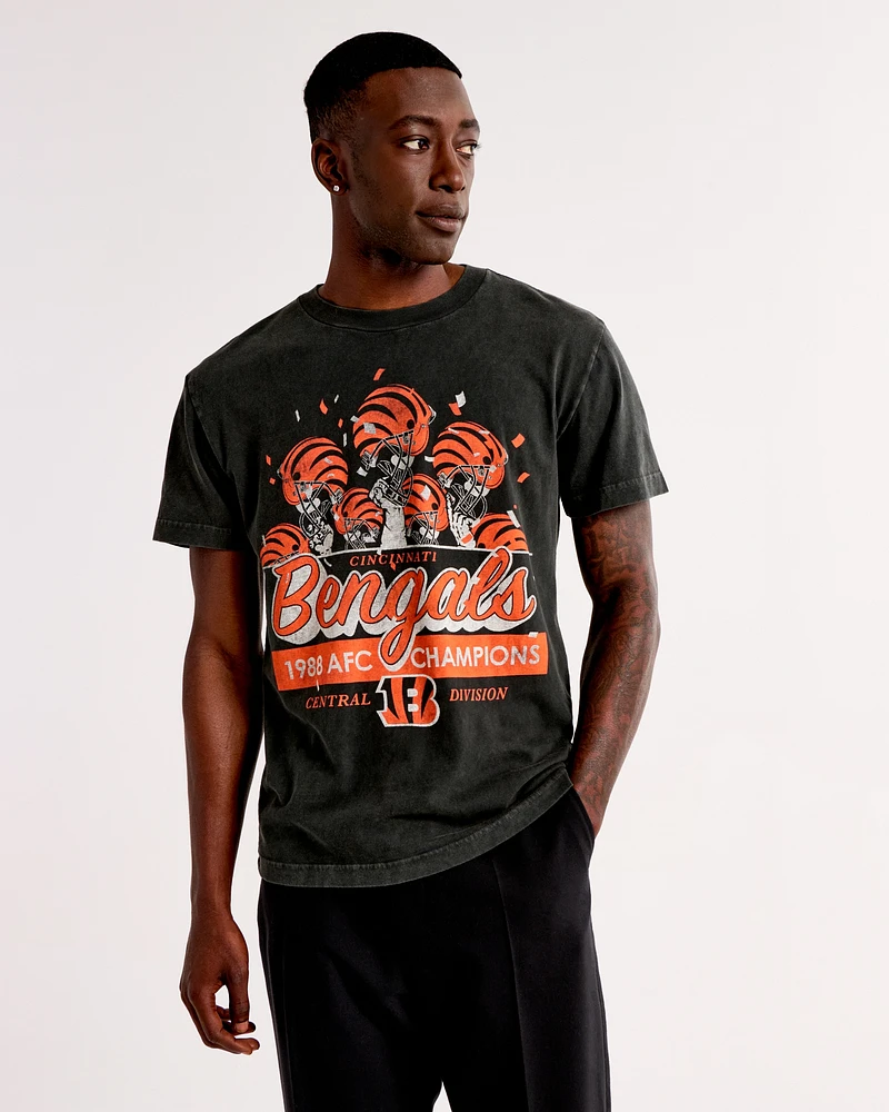 New England Patriots Graphic Tee
