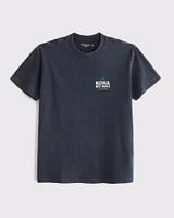 Modelo Graphic Tee