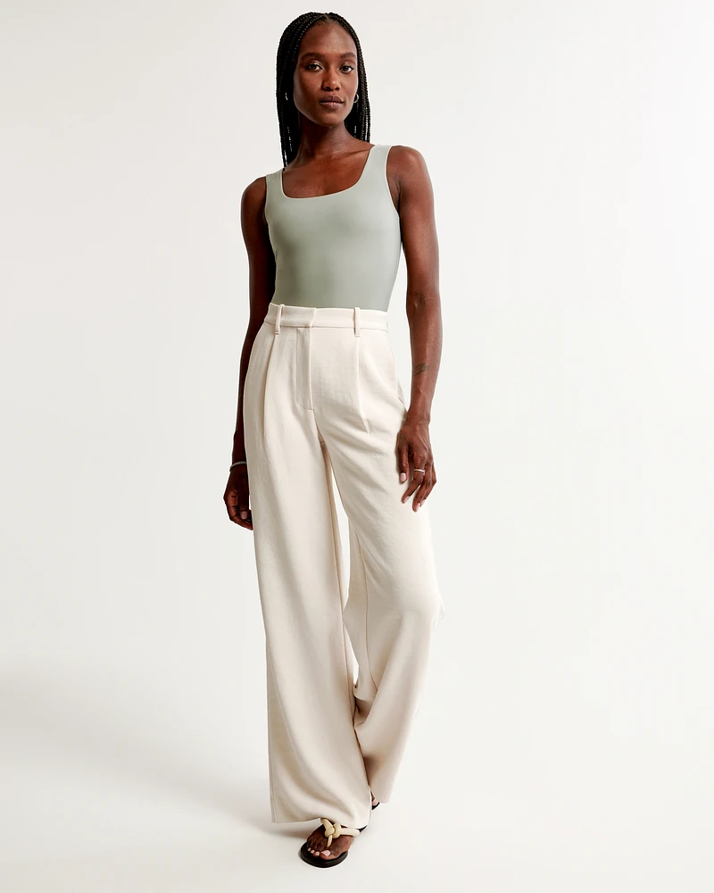 Soft Matte Seamless Squareneck Bodysuit