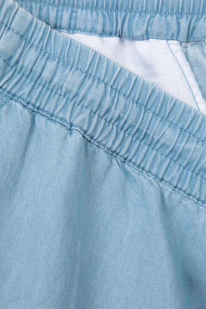 Astra Womens Chambray Shorts