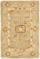 Safavieh Beuregard Traditional Area Rug