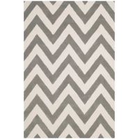 Safavieh Kids Collection Deborah Geometric Area Rug