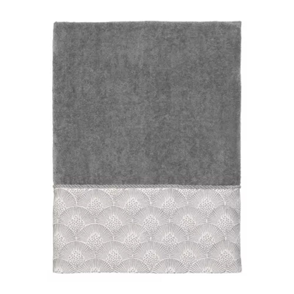 Avanti Deco Shell Nickel Embellished Bordered Bath Towel
