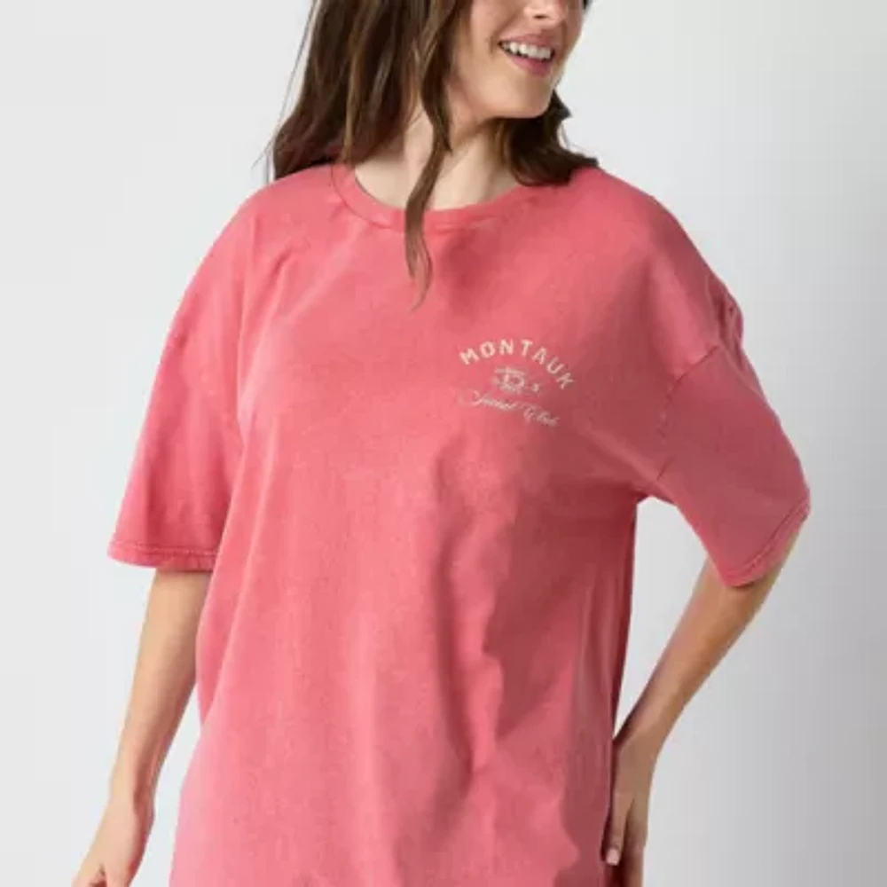 New World Montauk Hamptons Social Club Oversized Tee Womens Crew Neck Short Sleeve Loose Fit Juniors Graphic T-Shirt