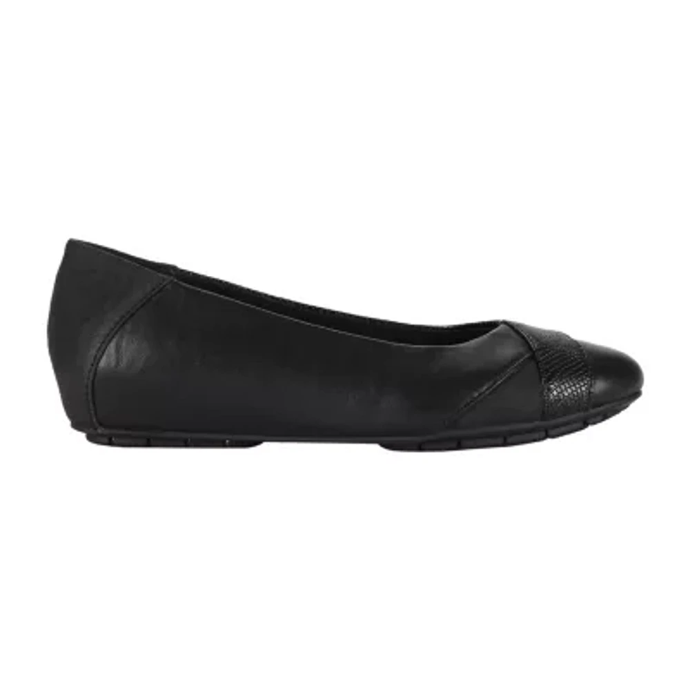 Btrue By Baretraps Kaylee Womens Round Closed Toe Slip-On Shoe