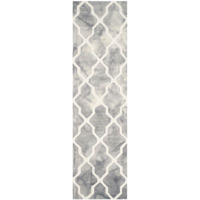 Safavieh Dip Dye Collection Petra Geometric Runner Rug