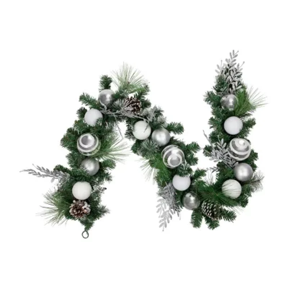 Northlight Pine Needle Unlit Christmas Indoor Garland