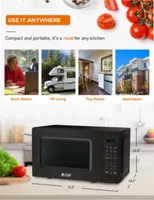 COMMERCIAL CHEF 0.7 Cu. Ft. Countertop Microwave with Digital Display Microwave with 10 Power Levels