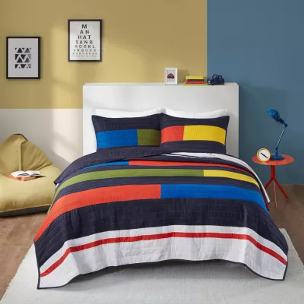 Intelligent Design Emmett Stripe Quilt Set