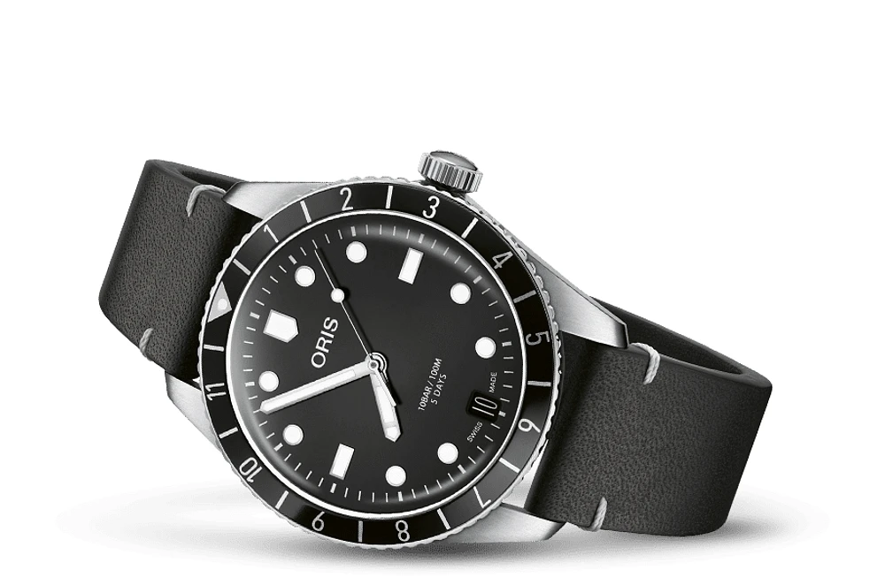 Shop divers sixty?five 12h calibre 400 in Canada | La Maison MonacoShop