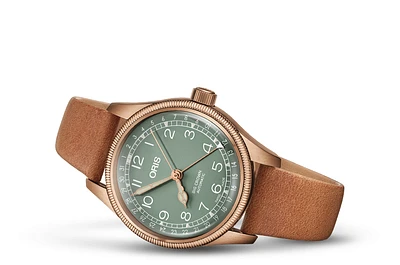 Shop big crown bronze pointer date in Canada | La Maison MonacoShop