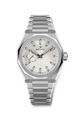 Shop defy skyline in Canada | La Maison MonacoShop