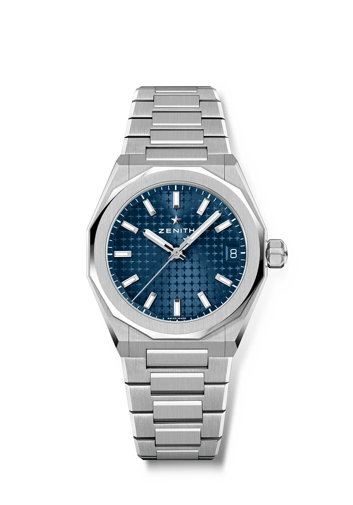 Shop defy skyline in Canada | La Maison MonacoShop