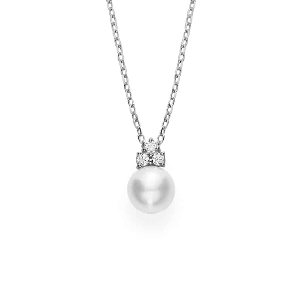 Shop classic akoya cultured pearl pendant with diamond in Canada | La Maison MonacoShop