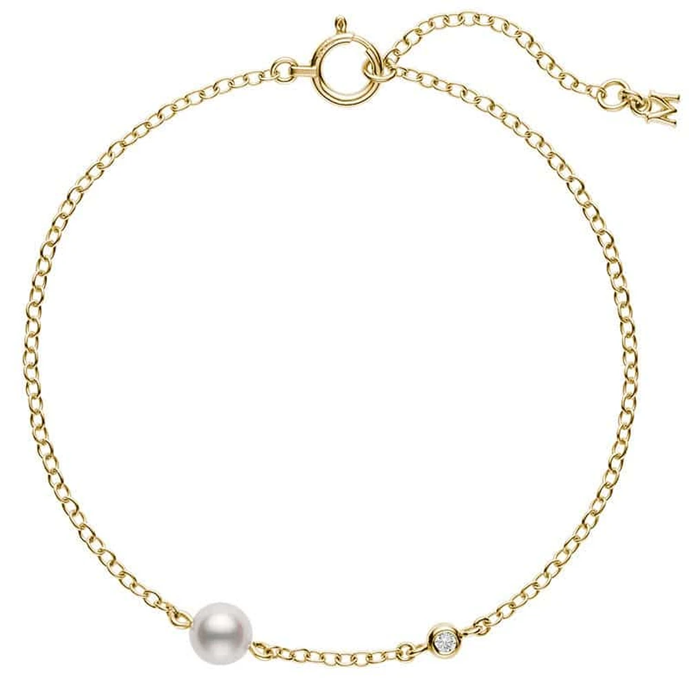 Shop akoya cultured single pearl and diamond station bracelet in 18k yellow gold in Canada | La Maison MonacoShop