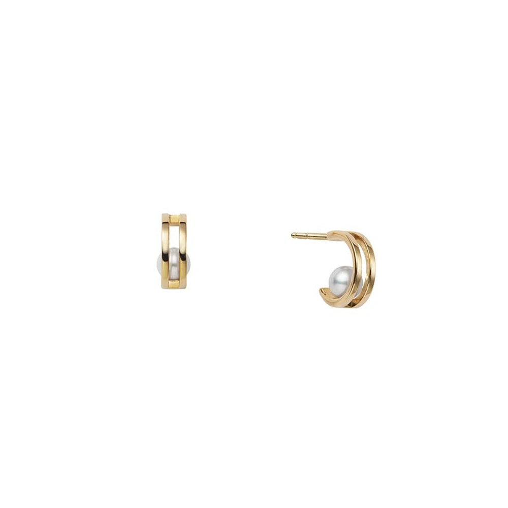 Shop akoya cultured pearl hoop earrings in 18k yellow gold in Canada | La Maison MonacoShop