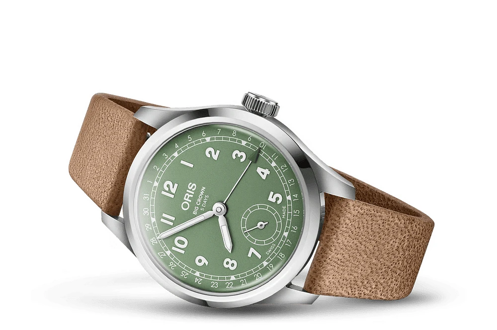 Shop big crown pointer date calibre 403 in Canada | La Maison MonacoShop