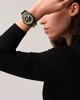 Shop defy extreme diver in Canada | La Maison MonacoShop