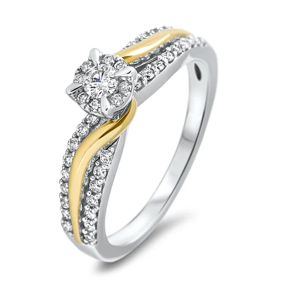 10K GOLD RING WITH DIAMONDS