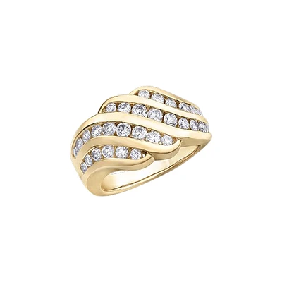 10K GOLD RING WITH DIAMONDS
