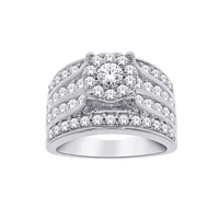 10K WHITE GOLD RING WITH DIAMONDS