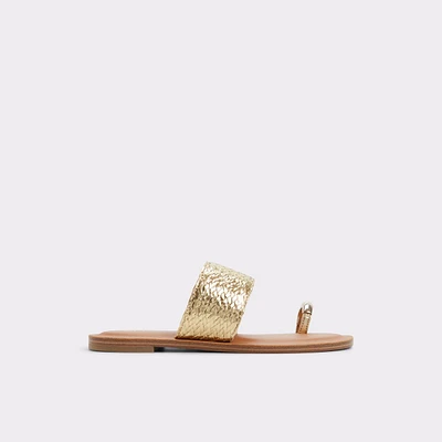 Beachwalk Gold Women's Flat Sandals | ALDO Canada