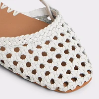 Dragostee White/Bone Women's Raffia & Woven | ALDO Canada