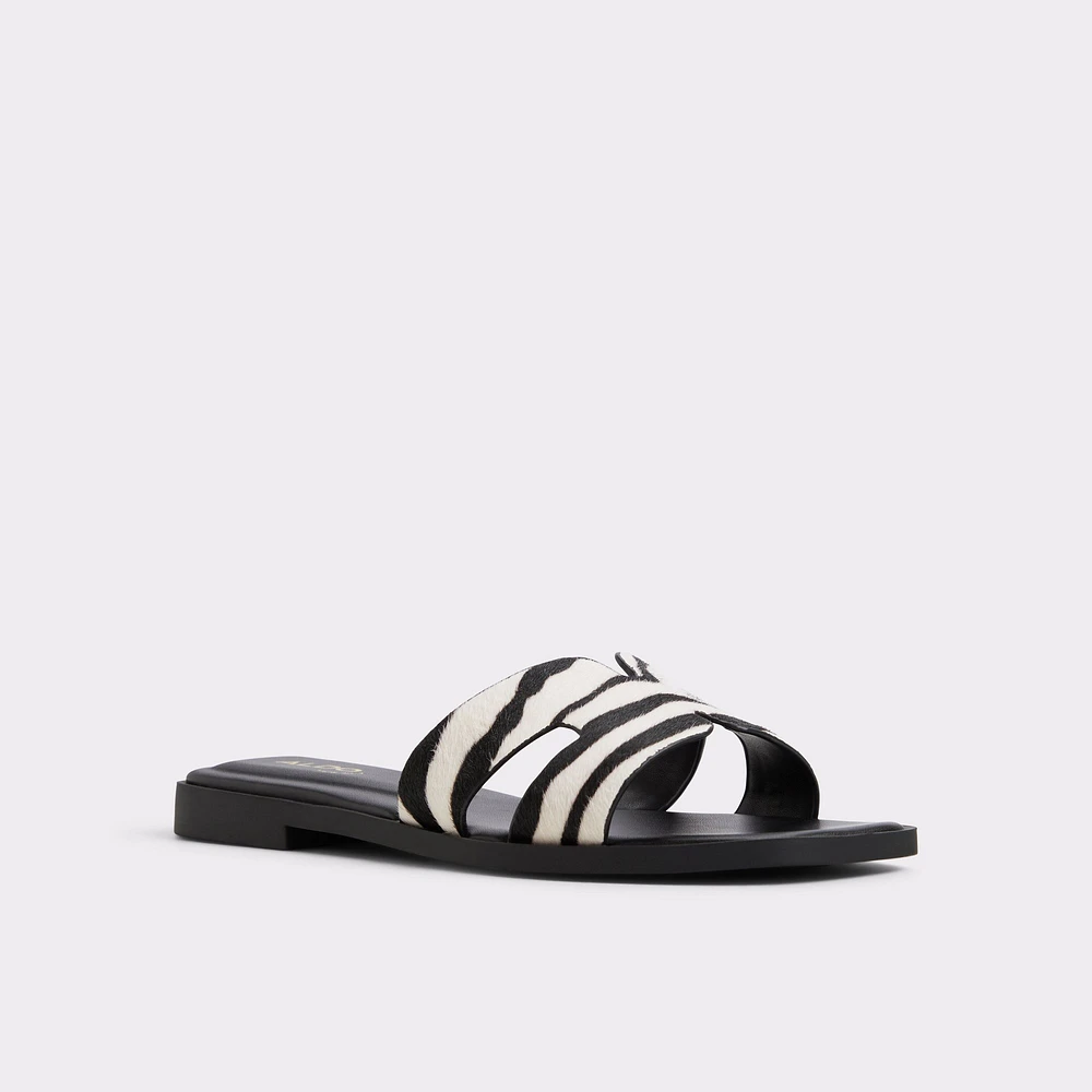 Itsandal White/Black Women's Flat Sandals | ALDO Canada