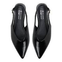 Astride Other Black Women's Ballerinas