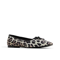 Camiille Brown Overflow Women's Animal Print Shoes Bags