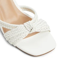 Raegan White Women's Raffia