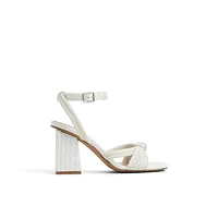 Raegan White Women's Raffia