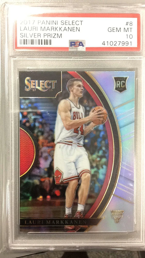 2017 Panini Select 8 Lauri Markkanen Silver Prizm PSA 10