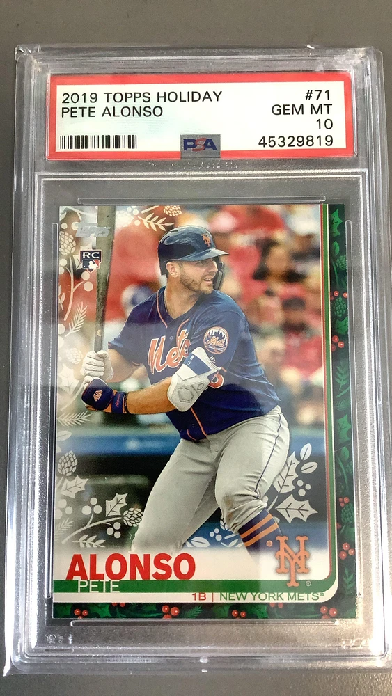2019 Topps Holiday 71 Pete Alonso PSA 10